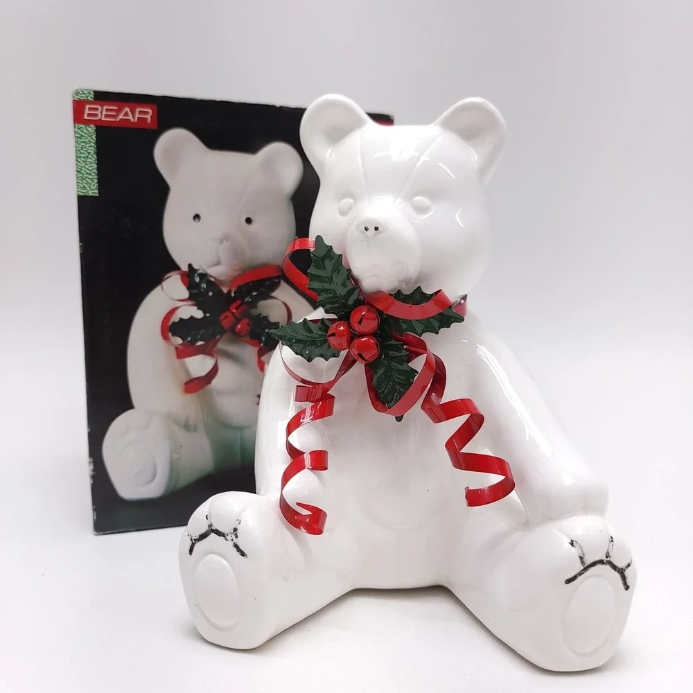 Vintage Christmas Decor Bear Ceramic Metal‎ Holly Bells Ribbon Bow Taiwan 8