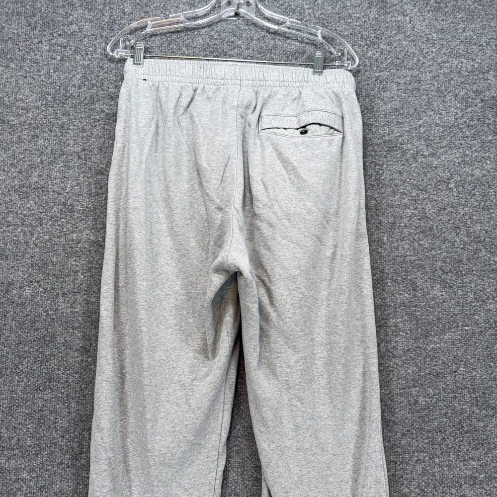 Nike these sportswear