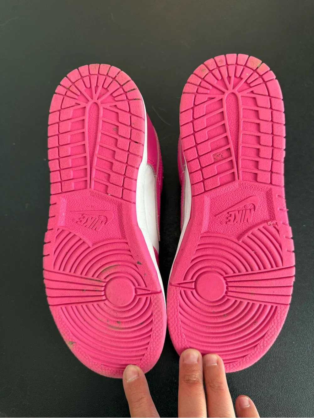Nike youth low