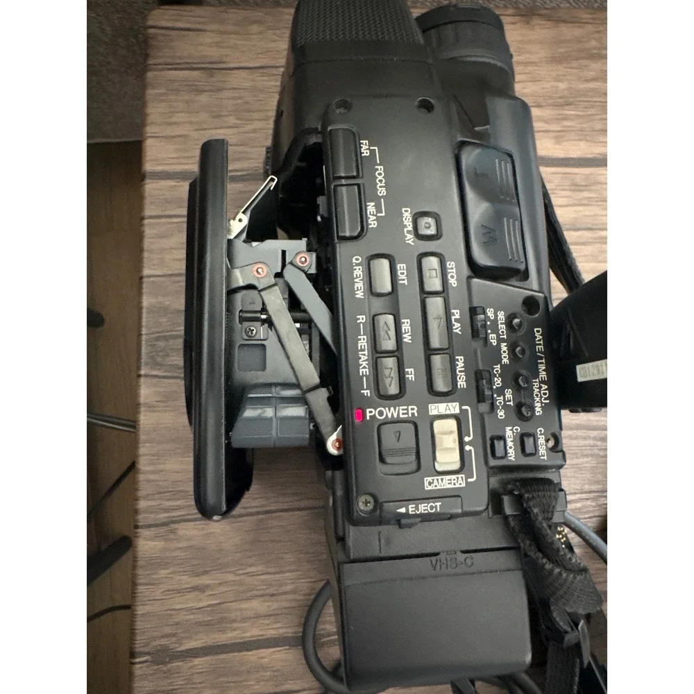 JVC needs charger