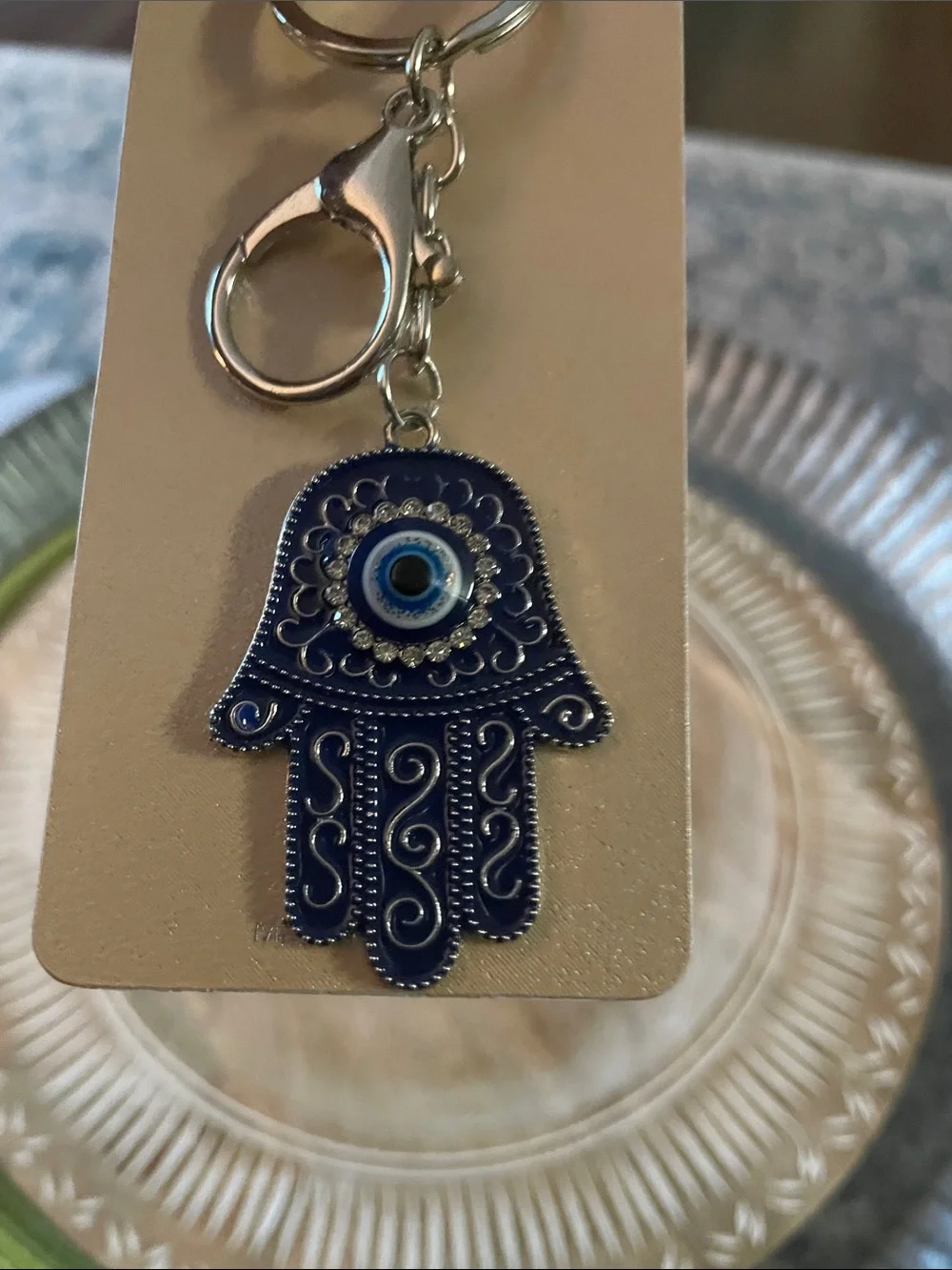 N/A hamsa hand