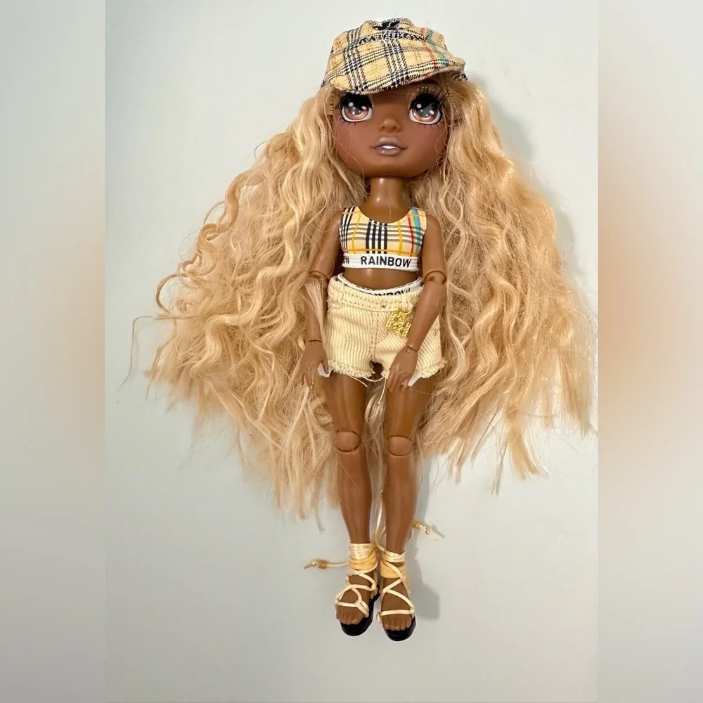Rainbow chic doll