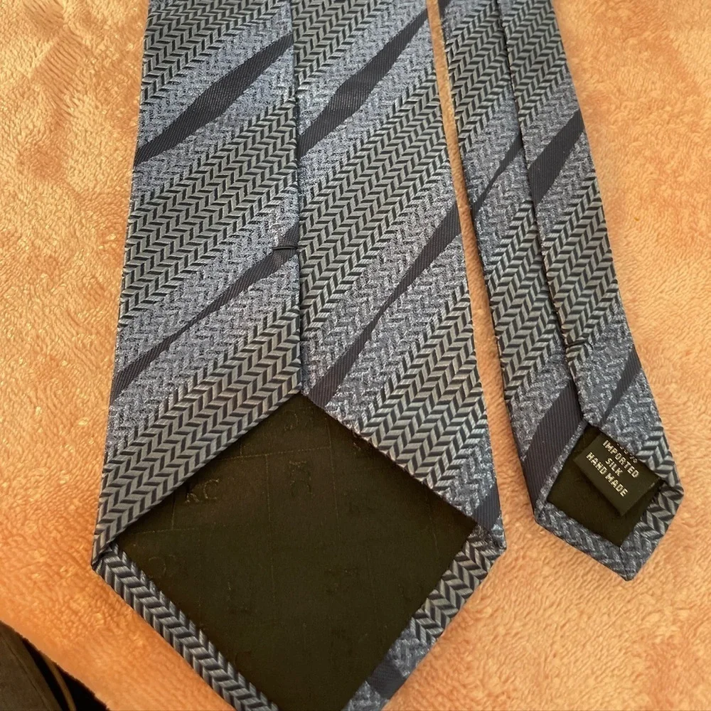 Kenneth Cole stylish kenneth