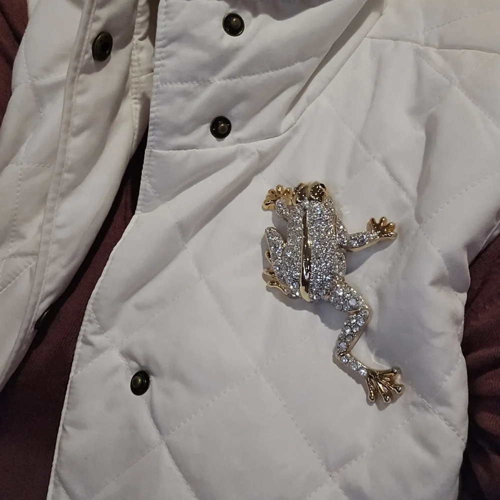 N/A elegant gold