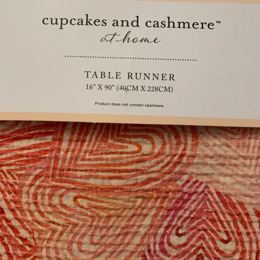 cupcakes & cashmere brand new