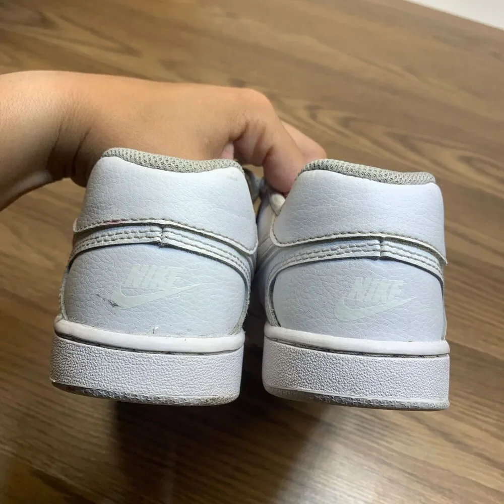 Nike size 5y