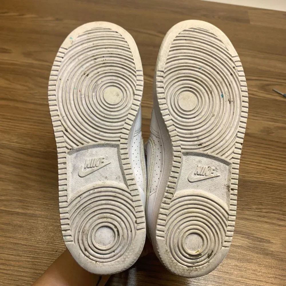 Nike size 5y