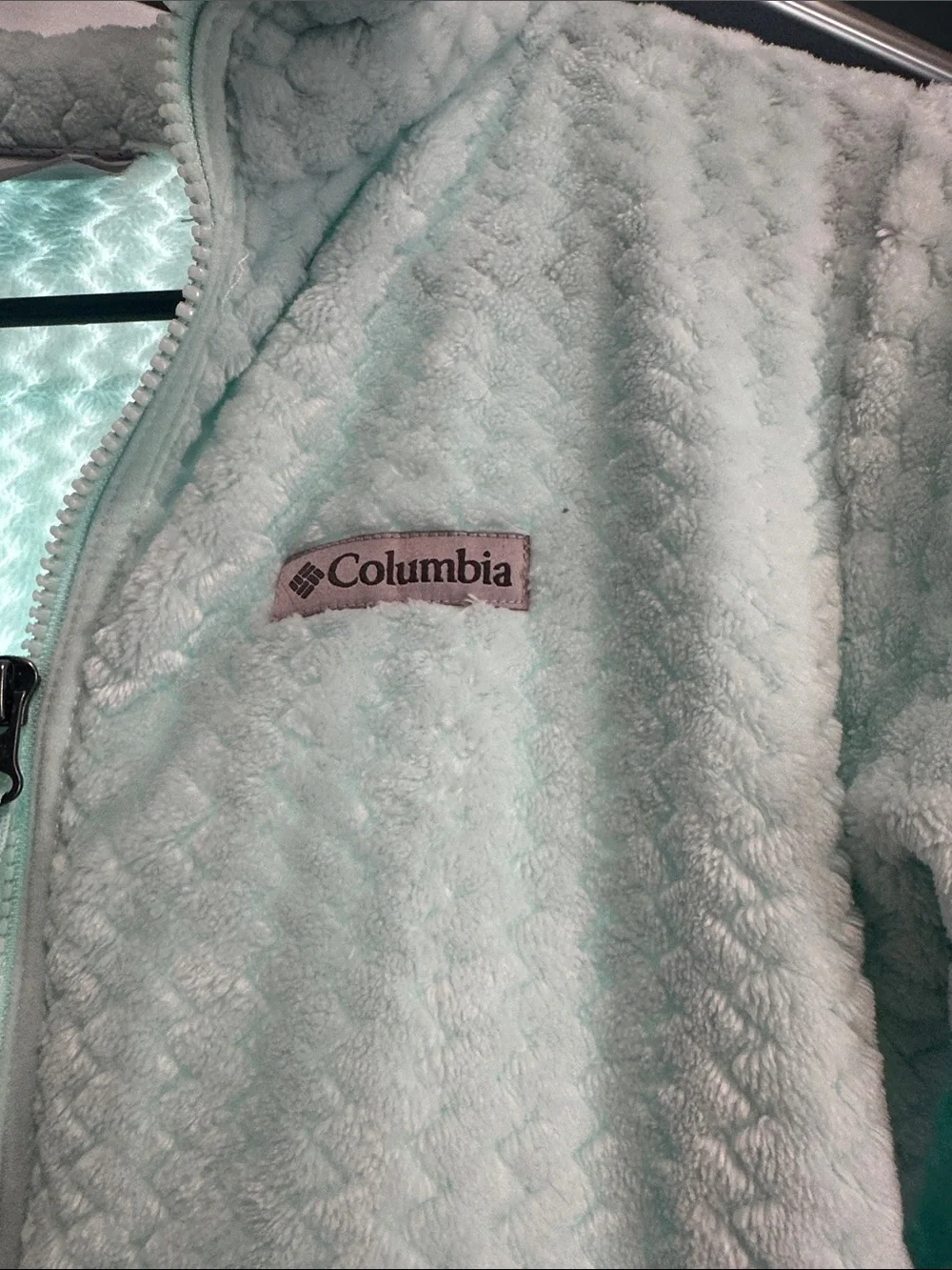 Columbia mint green