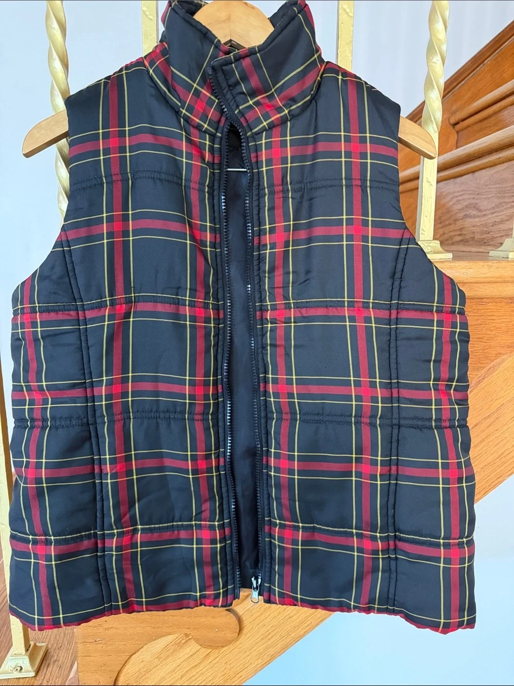 American Living sleeveless quilted