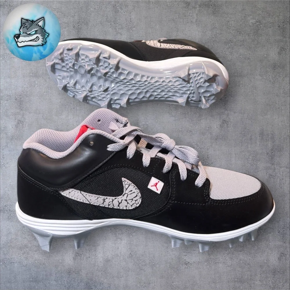 Jordan Stadium 90 Low TD Black Cement Men's Size 8 Football Cleats HQ0210-060