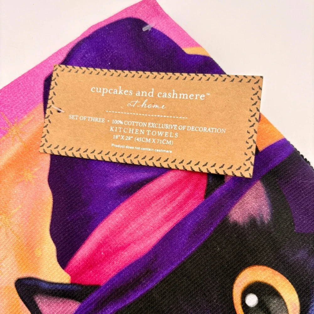 cupcakes & cashmere set three