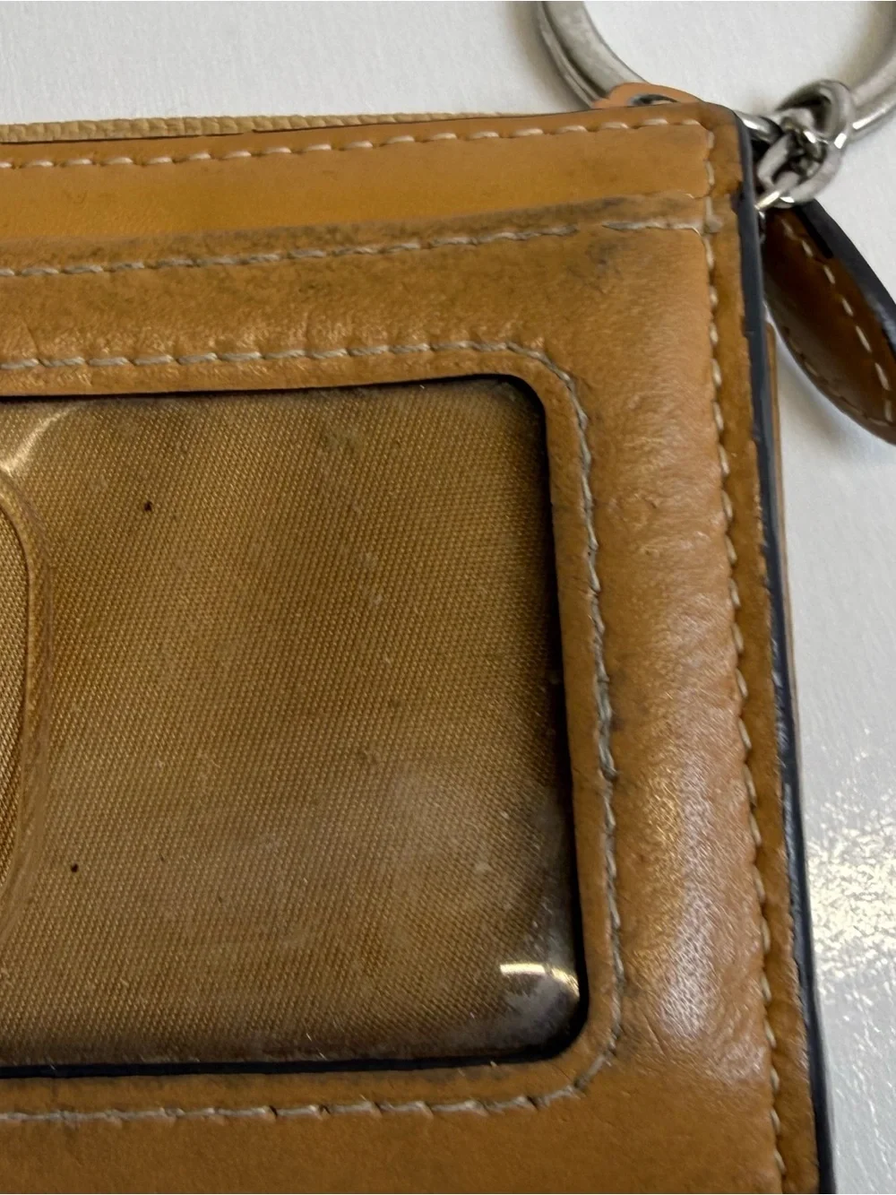 Lodis pre‑owned good