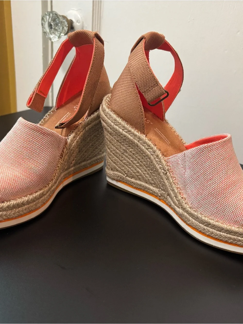 Toms wedge sandals