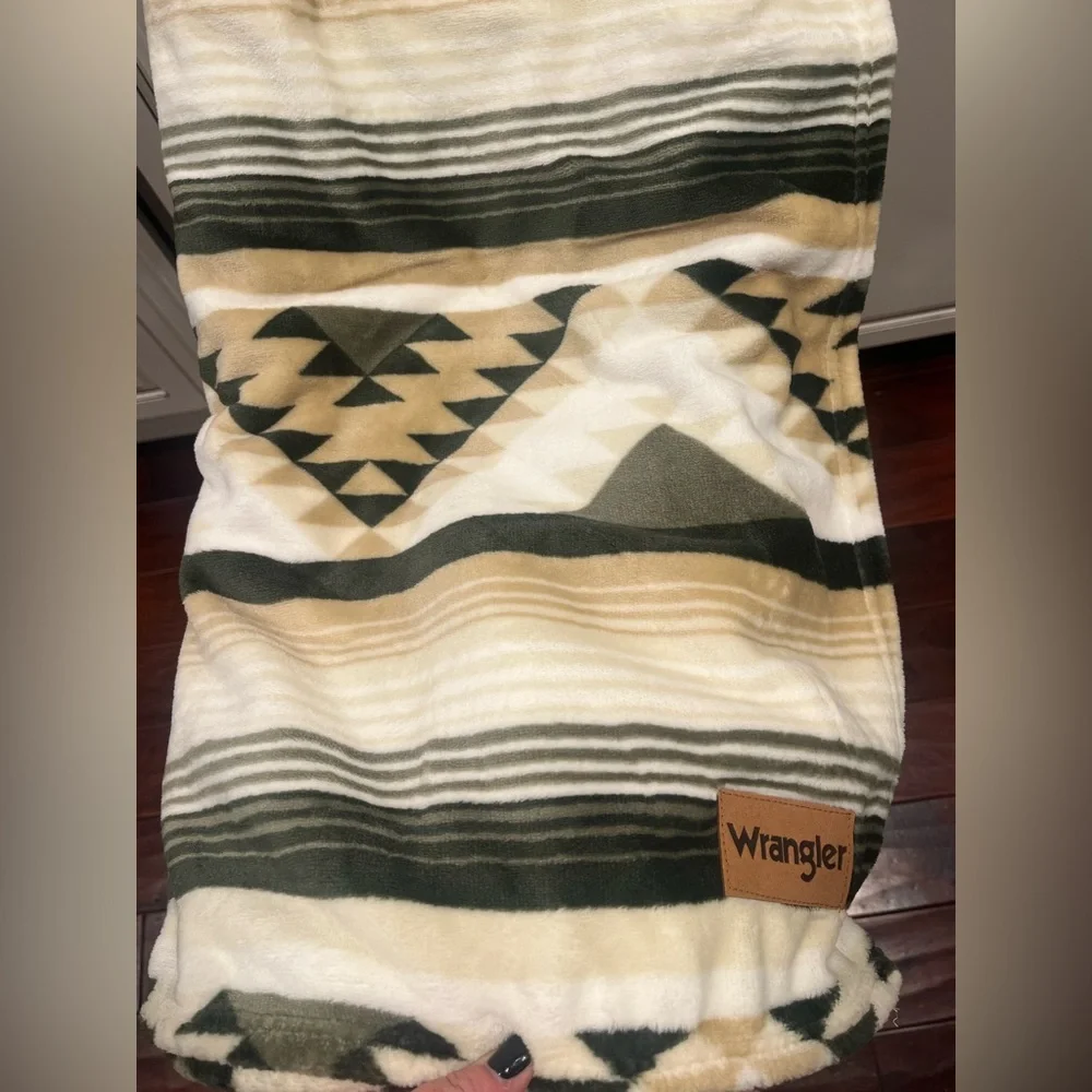 Wrangler soft cozy