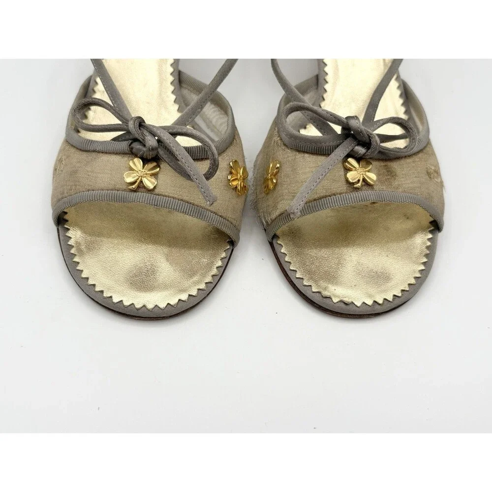 CHANEL gold clover