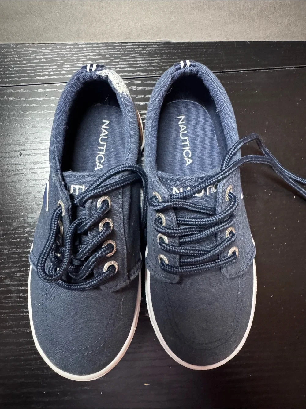 Nautica casual low
