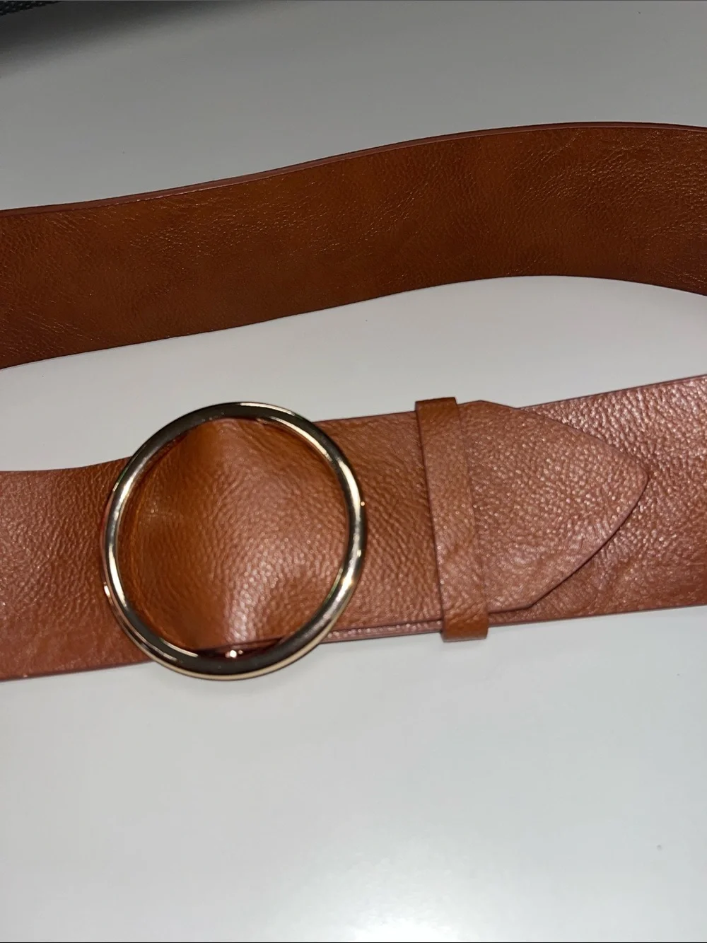 Source Unknown Brown Faux Leather Belt with Round Gold Buckle S/M