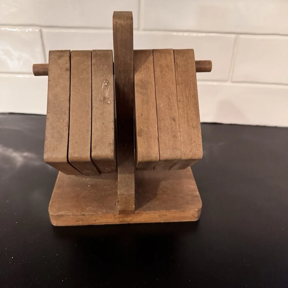 The Unbranded Brand vintage wood