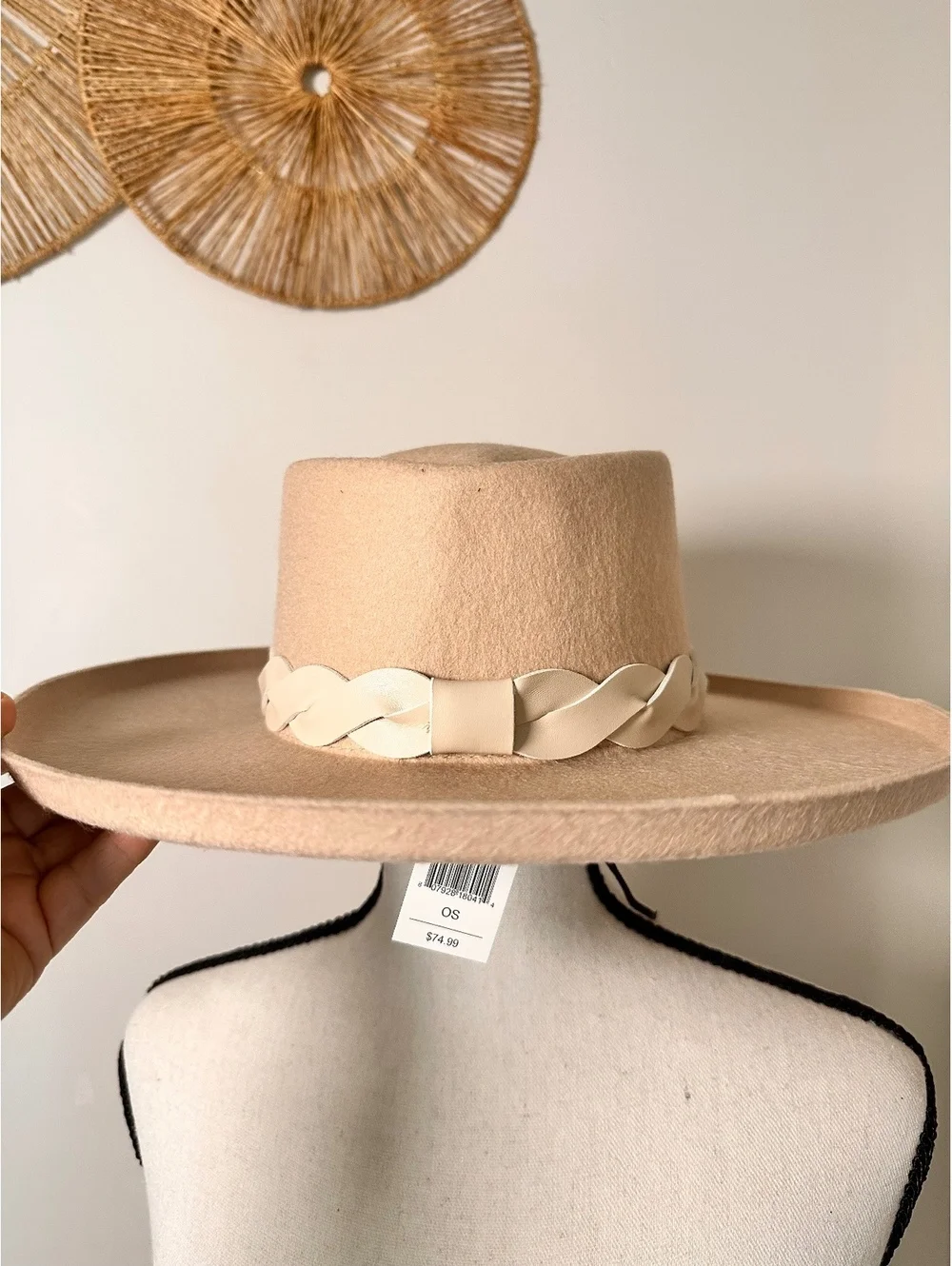 Shyanne women’s beige
