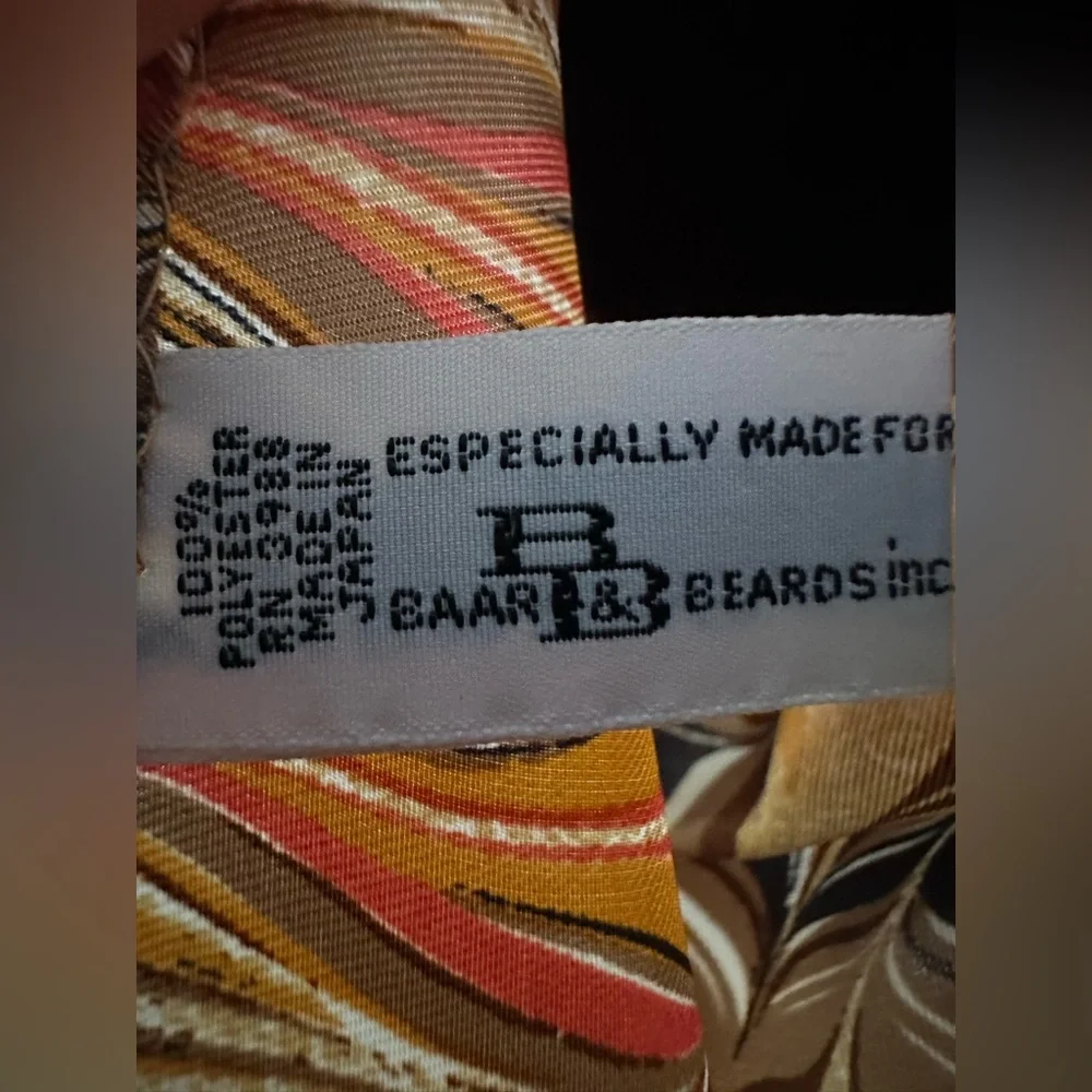 Baar & Beards vibrant scarf
