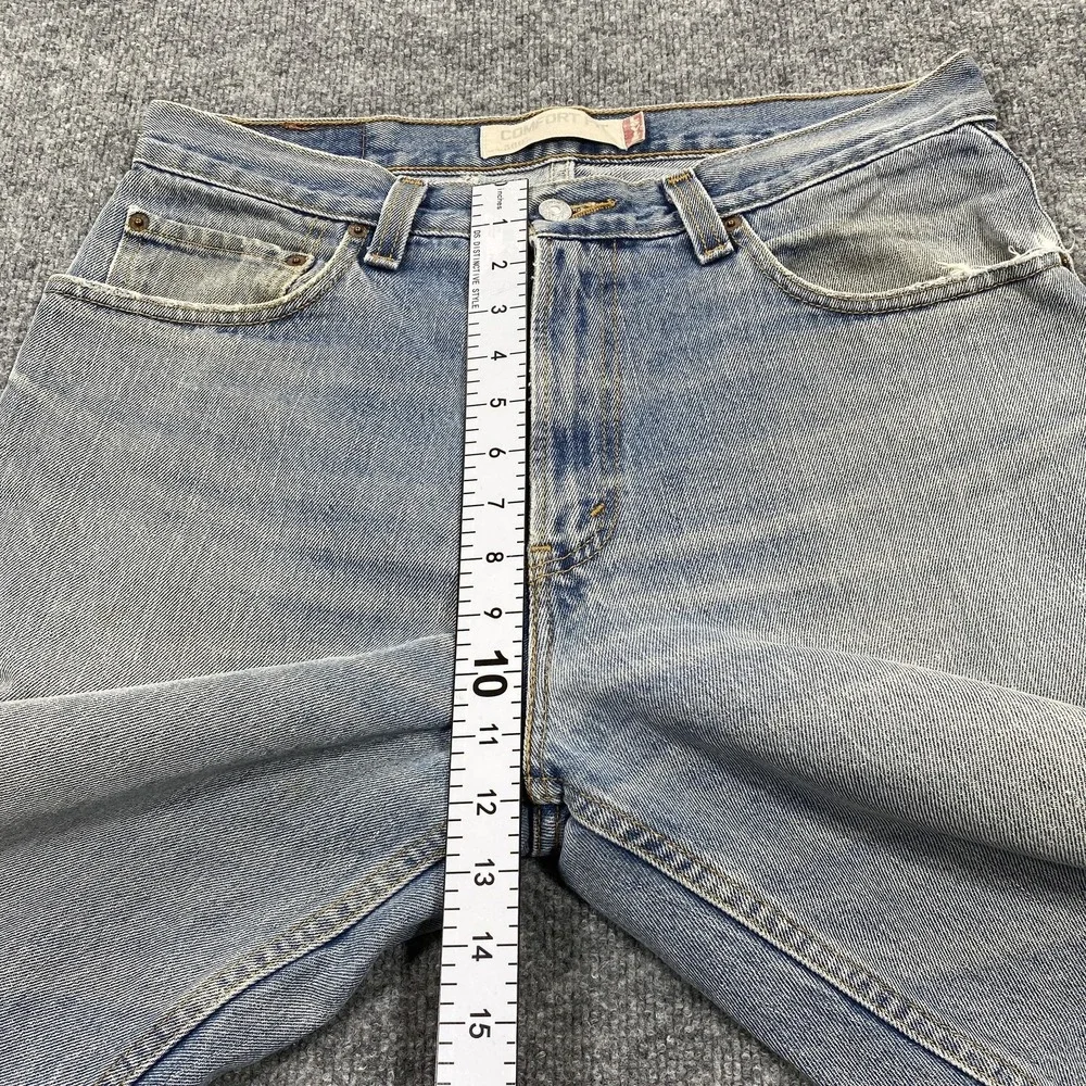 Levis levis 560