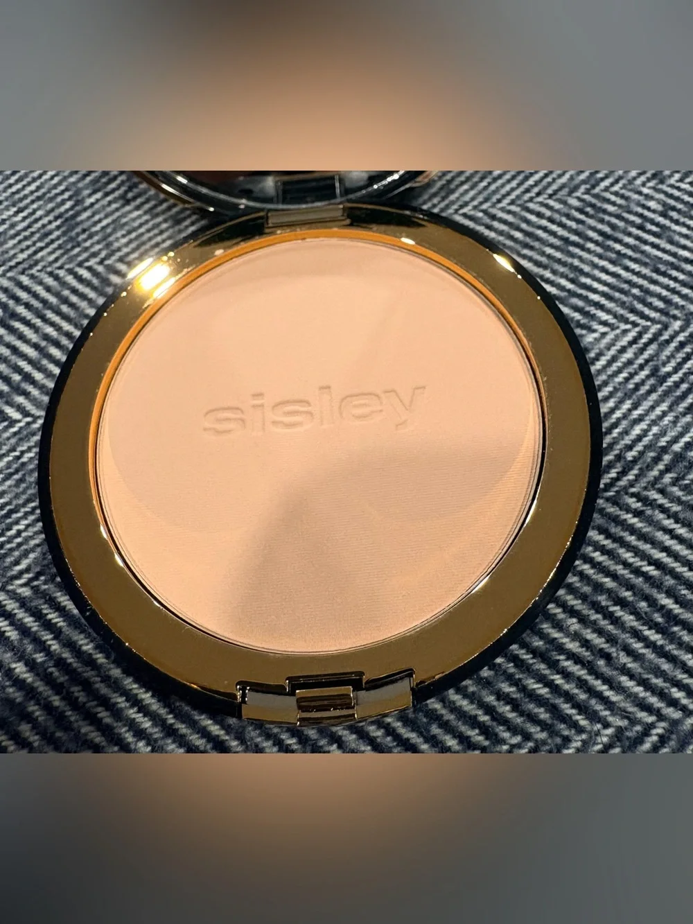 Sisley create perfectly