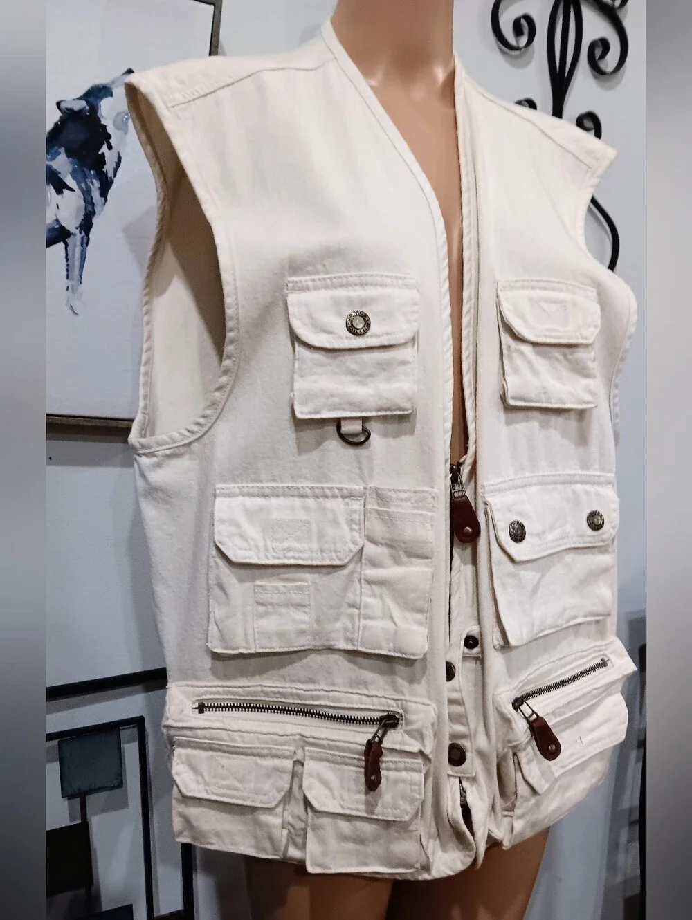 Men's Cream Multi-Pocket Sportwear Vest *Rare Find*
