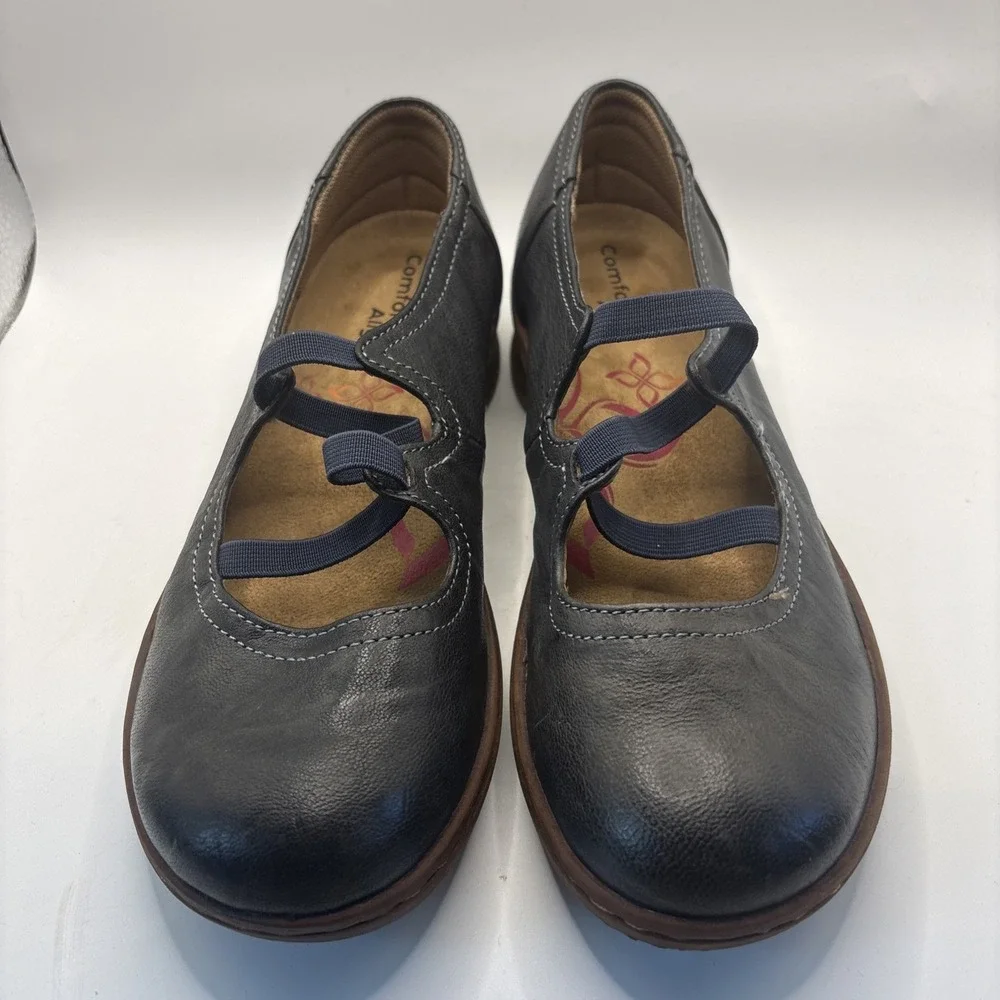 Comfortiva leather elastic