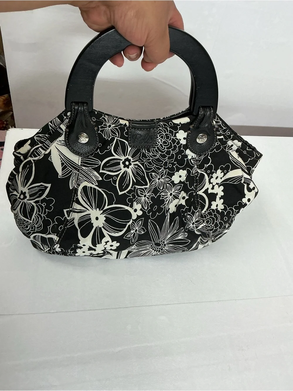 The Sak chic black