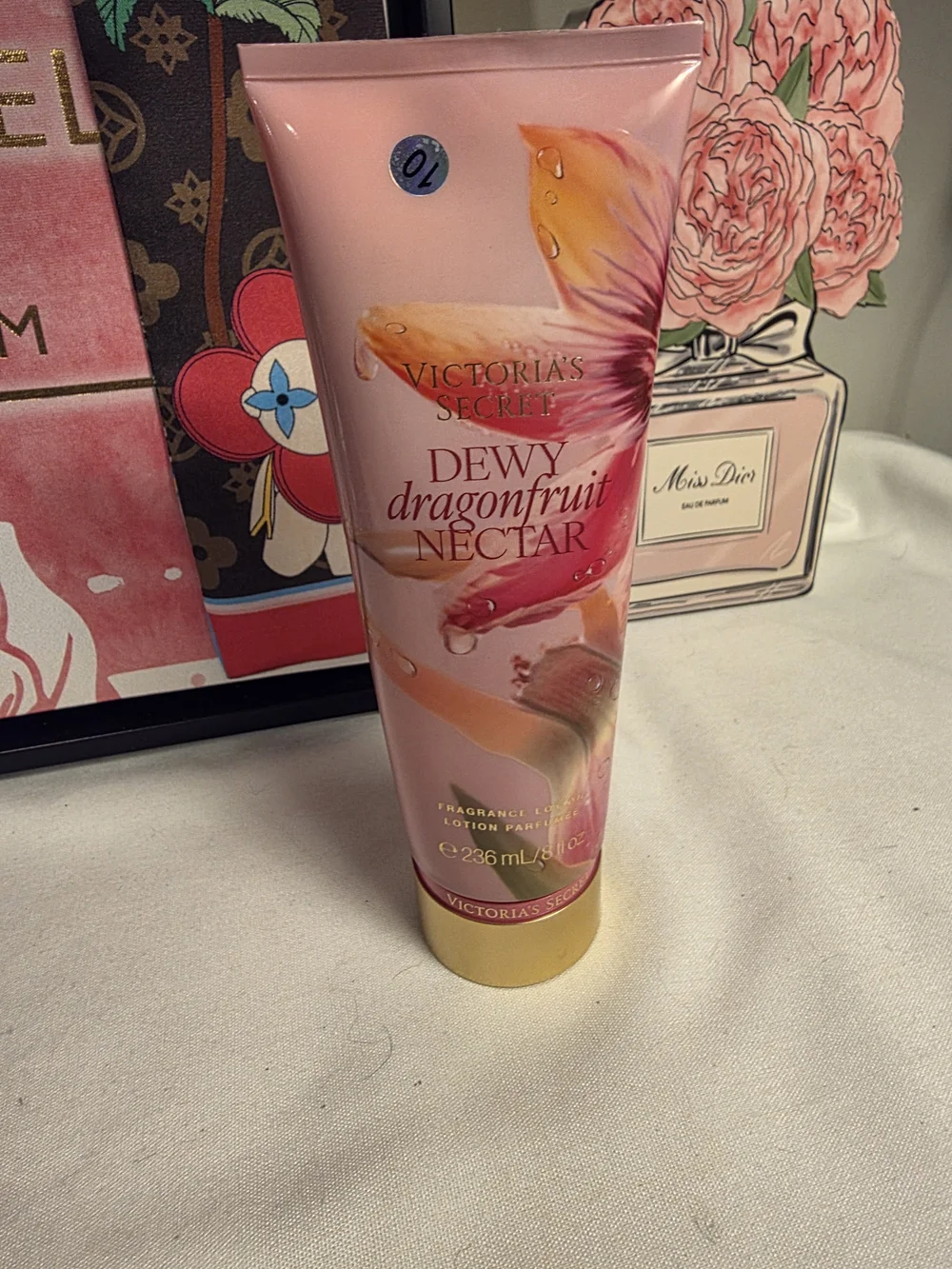 Victoria's Secret Pink & Gold Dewy Dragonfruit Nectar Body Lotion