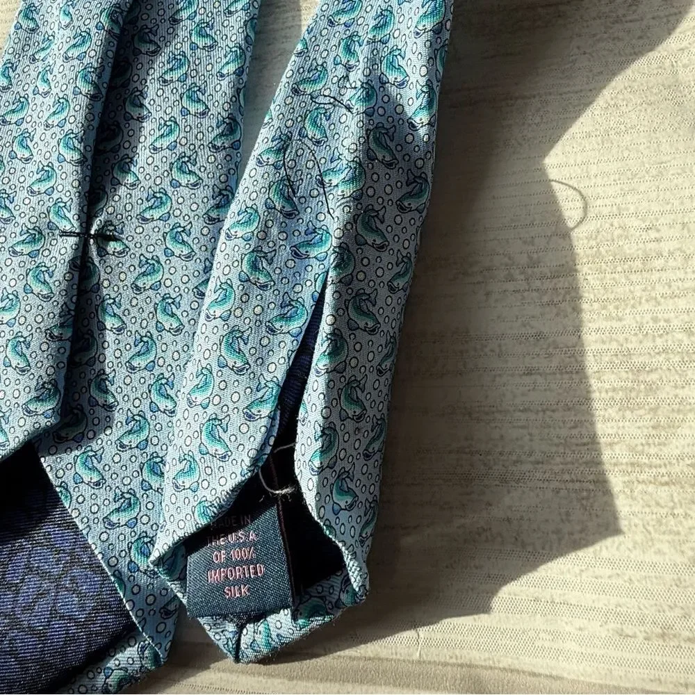 Vineyard Vines cool vineyard