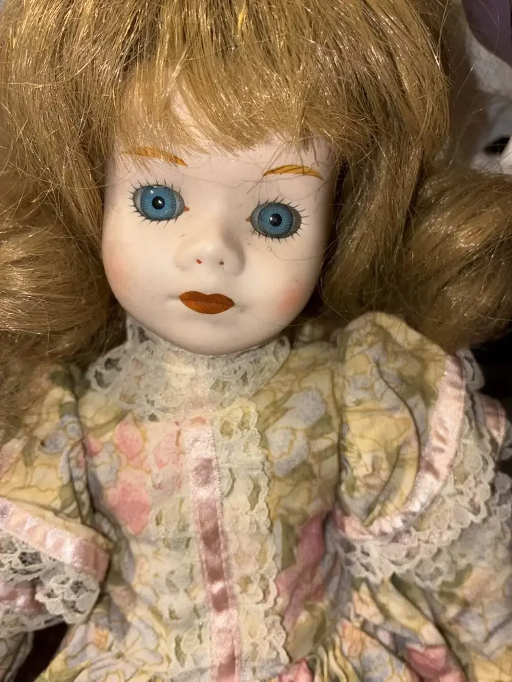 Unknown porcelain victorian