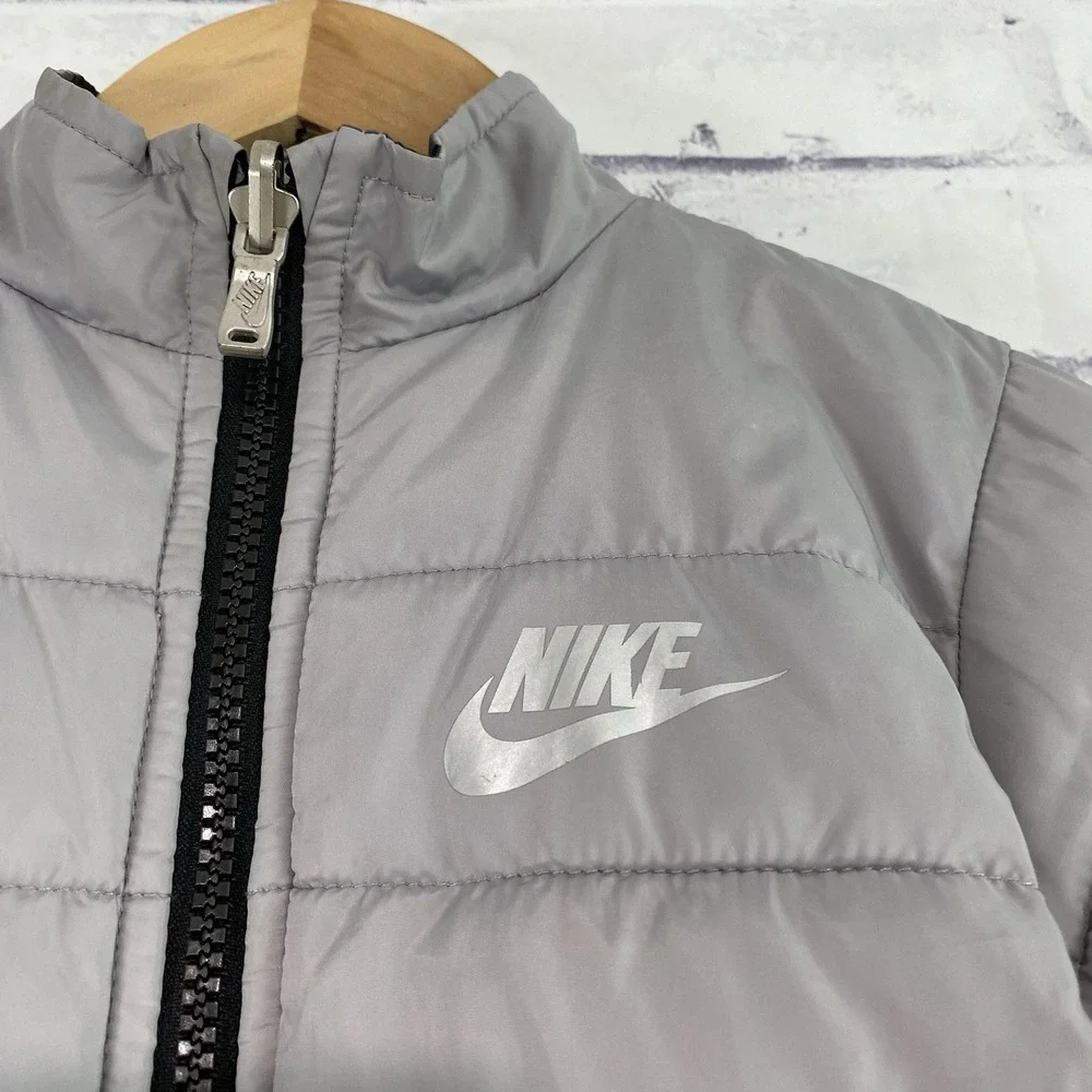 Nike size 4t