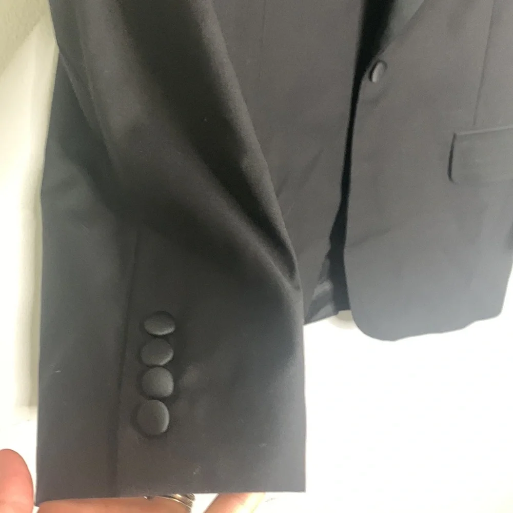 Brooks Brothers euc black