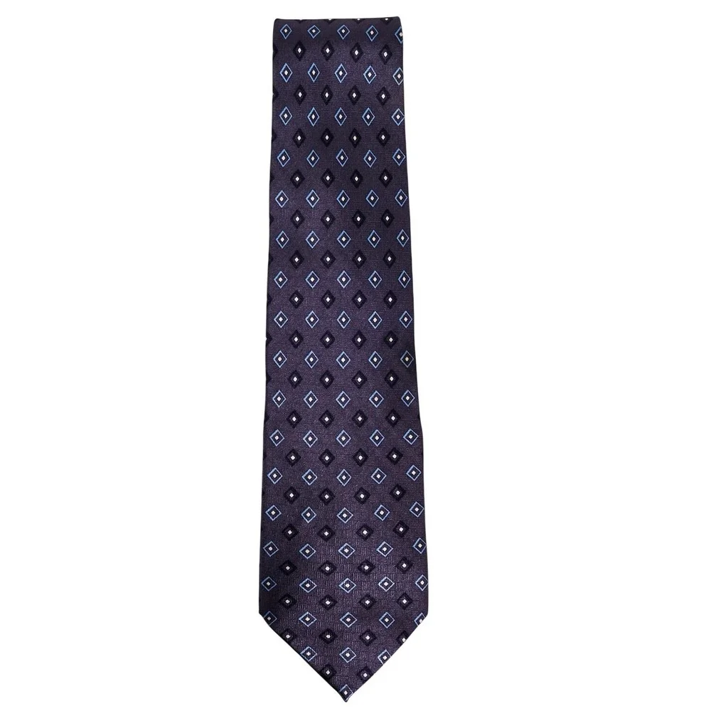 Bill Blass NEO out 10
