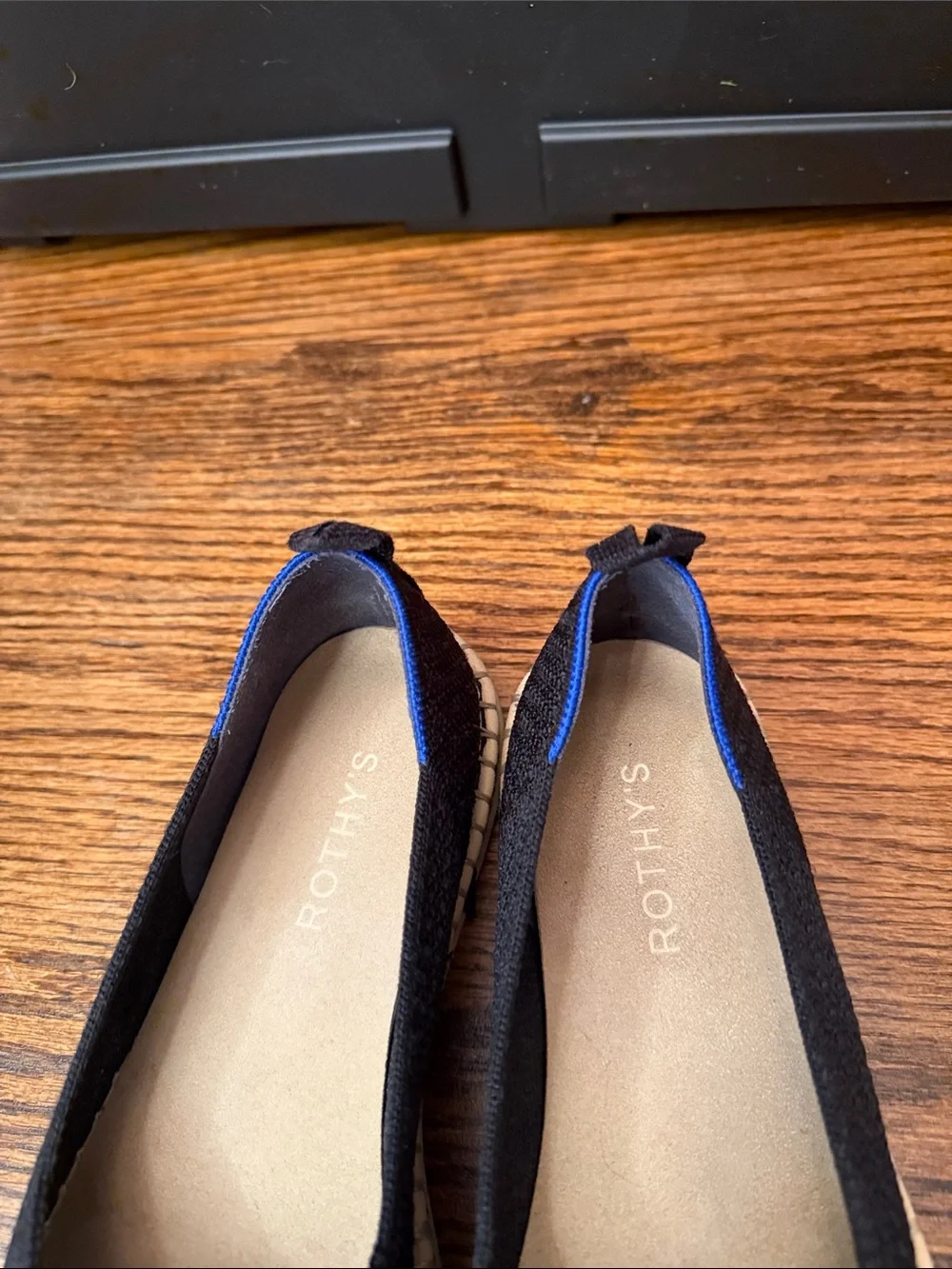 Rothys rothy’s black