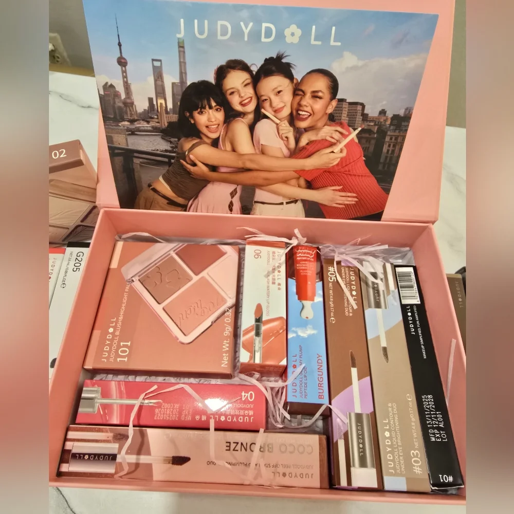 JudyDoll Women Makeup Palette Set Kit