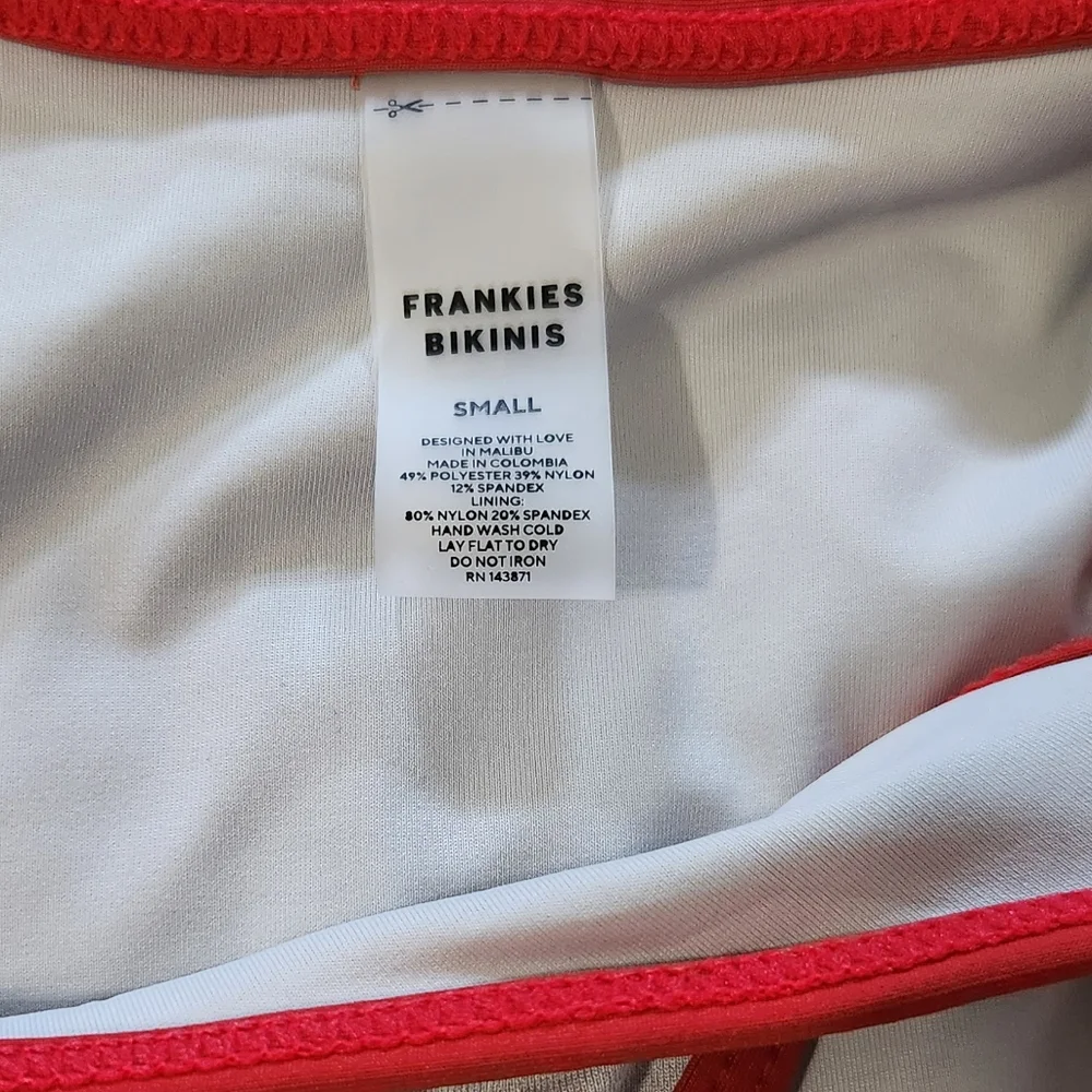 Frankies Bikinis chic gray