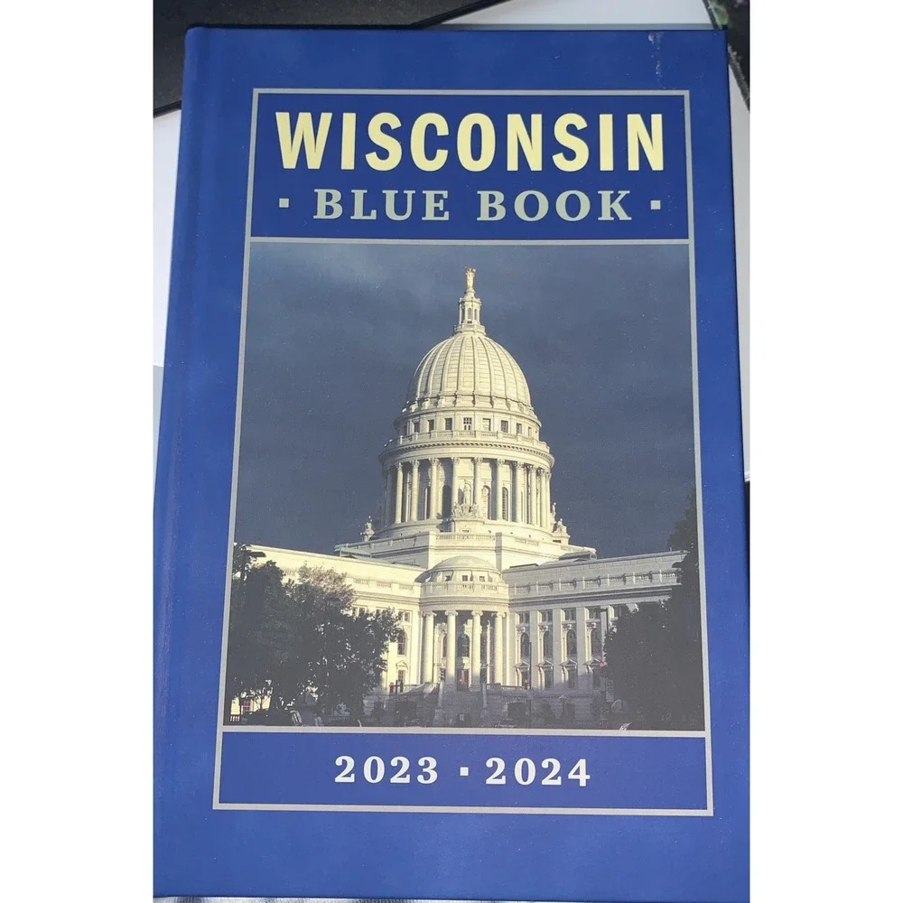 2023-2024 Wisconsin‎ Blue Book - Hardcover