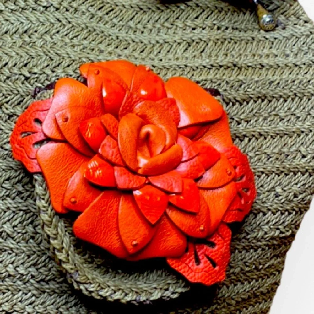 Brighton jute rose