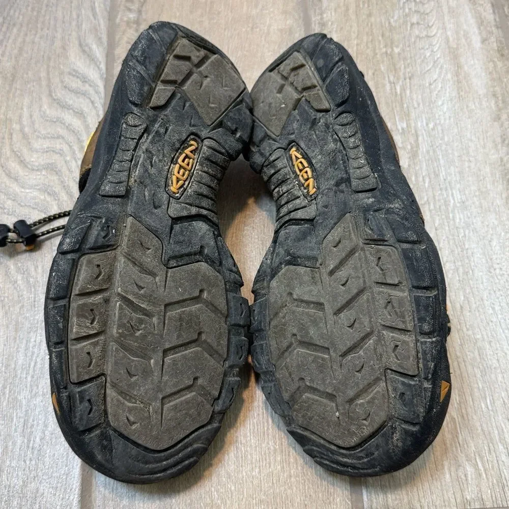 Keen sturdy sandals