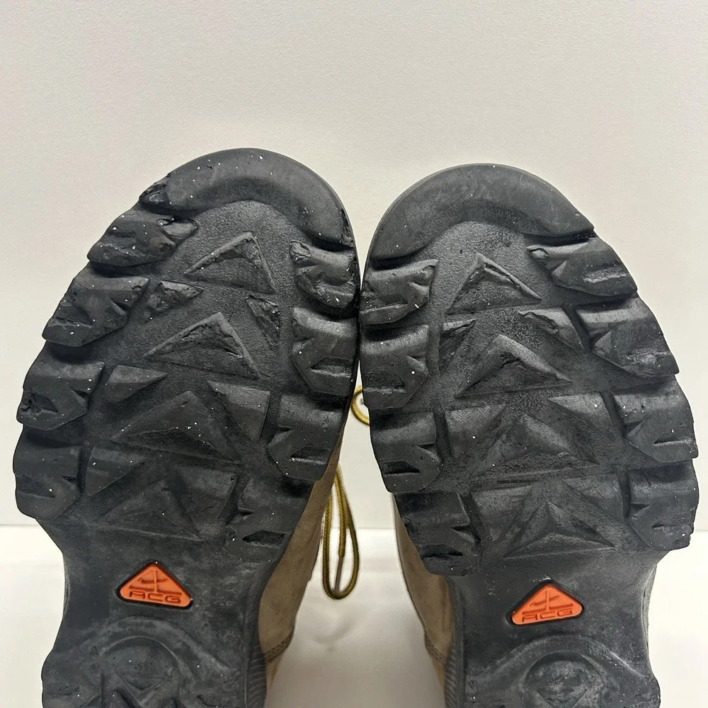 Nike ACG used please