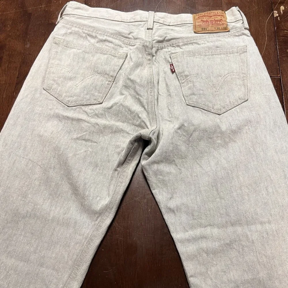 Levis elevate your