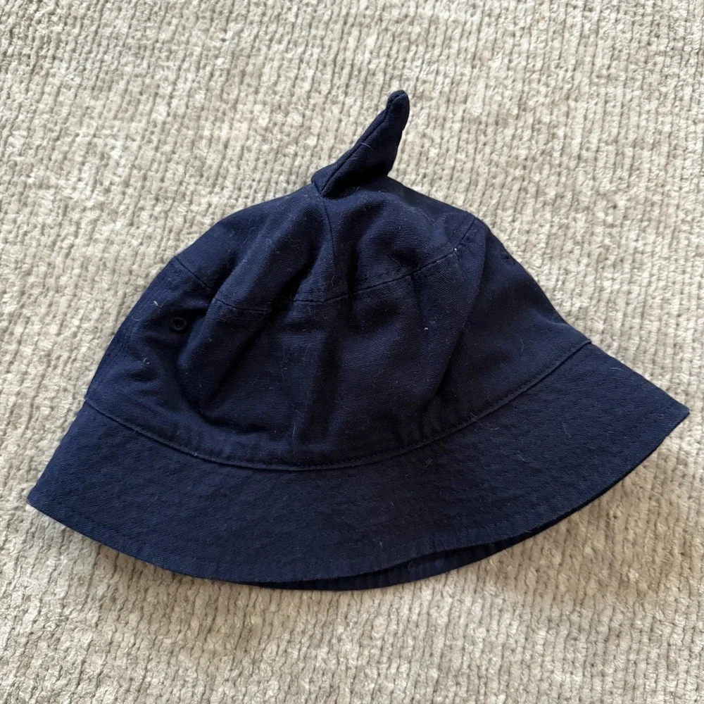 Gymboree adorable bucket