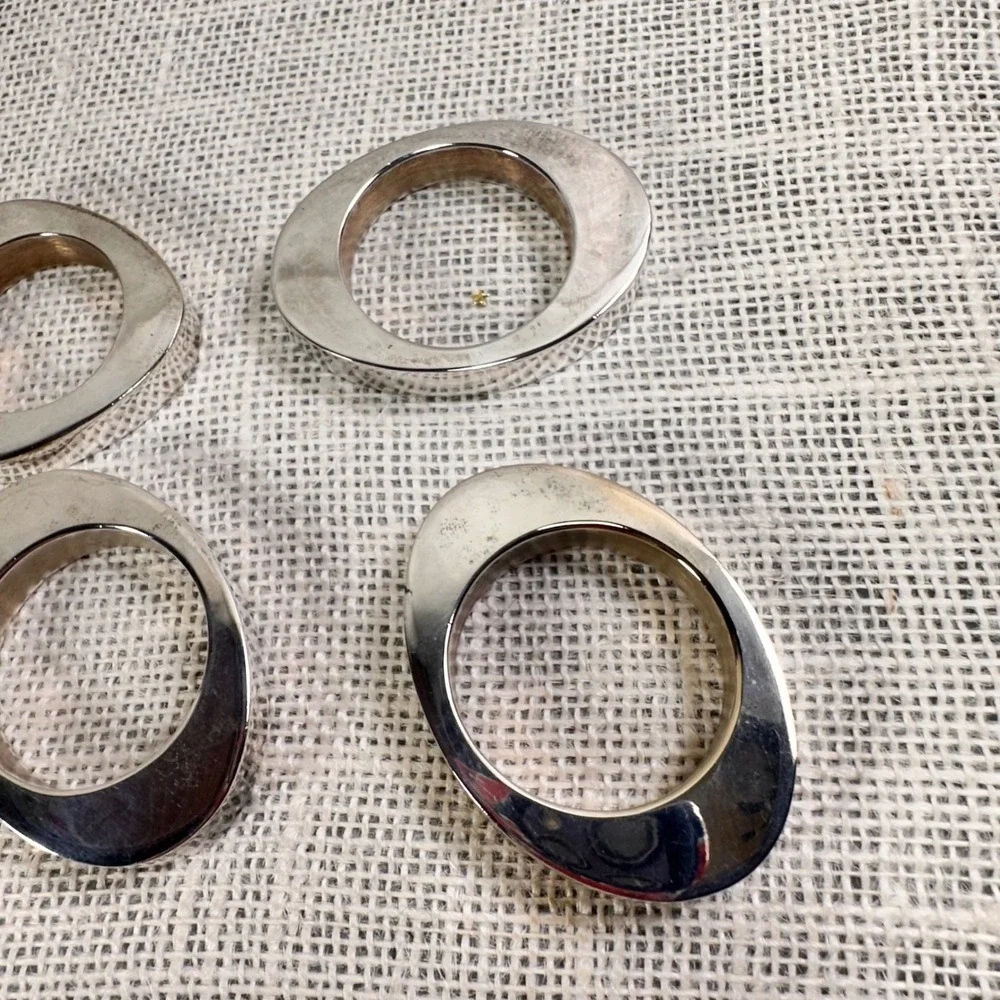 Crate‎ & Barrel Silver Napkin Rings Set of 6 Organic Asymmetric Shapes 620-211