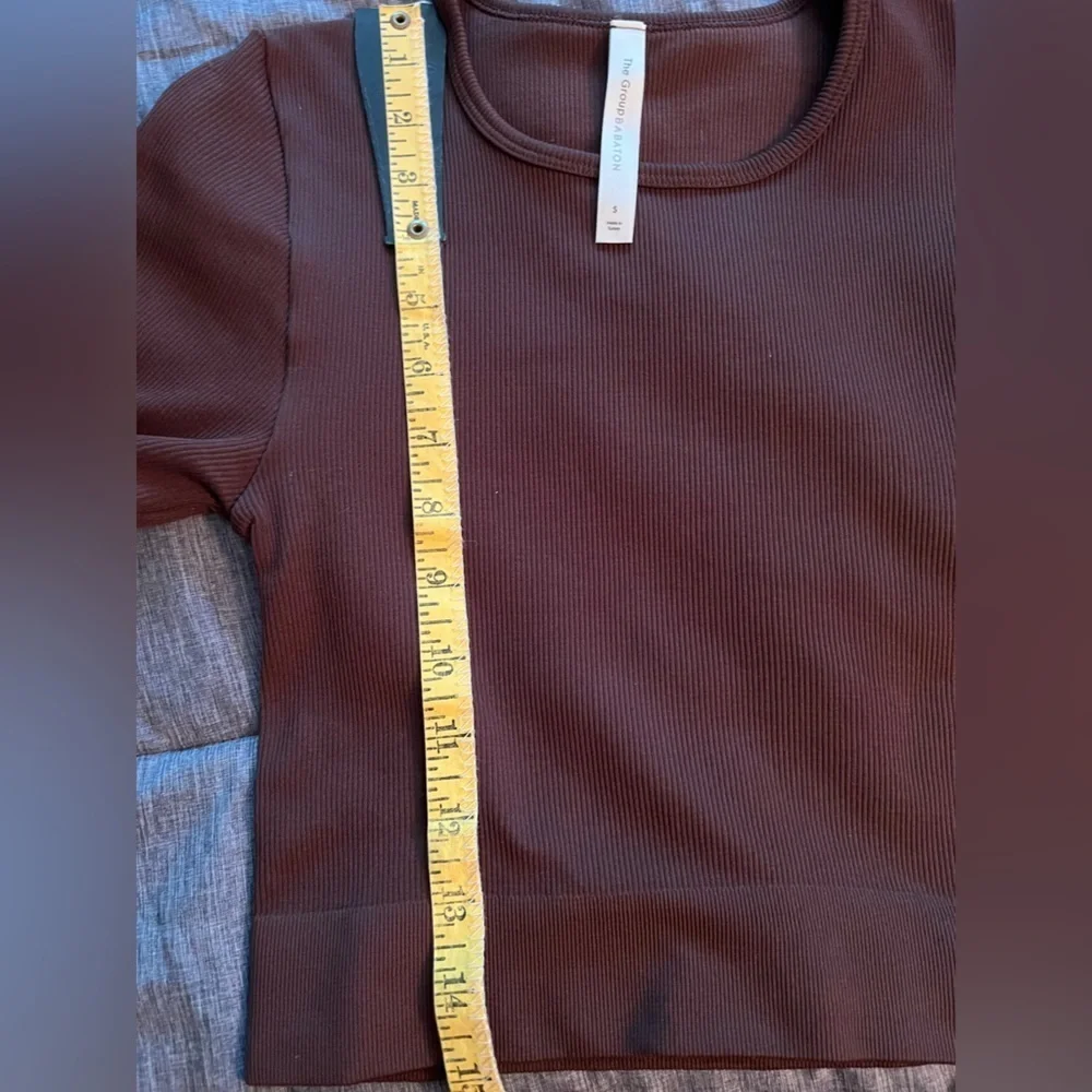 Aritzia babaton knit brown