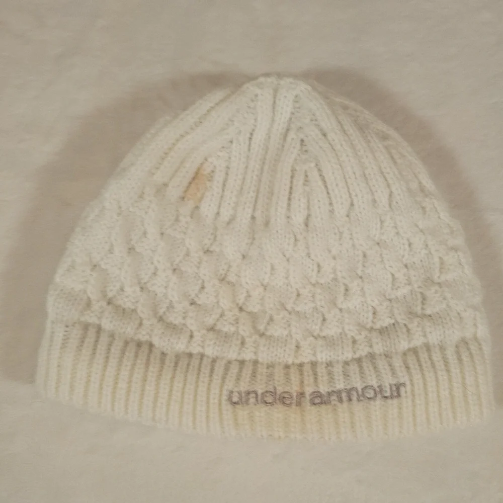 Under Armour stay warm