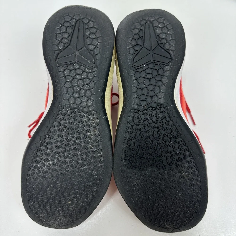 Nike kobe university