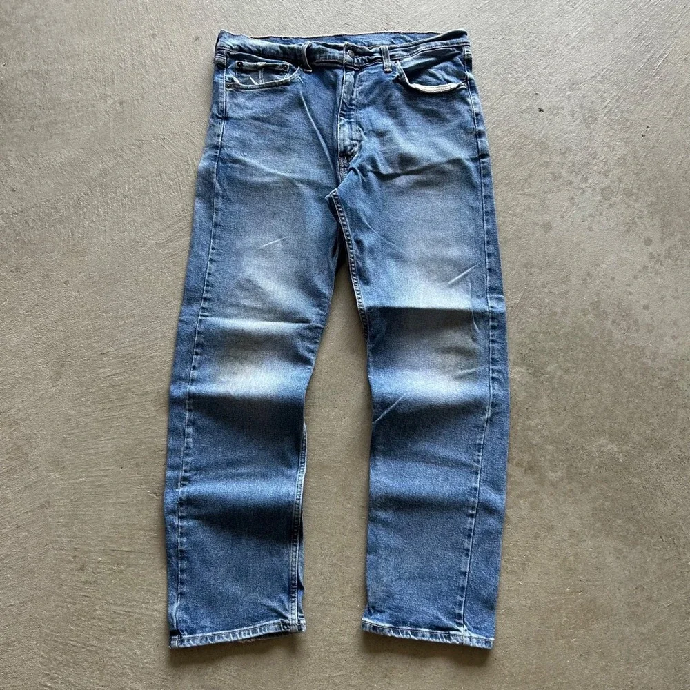Levis 505 Jeans Size 38x32 Blue Light Wash Denim Regular Fit‎ Straight Leg