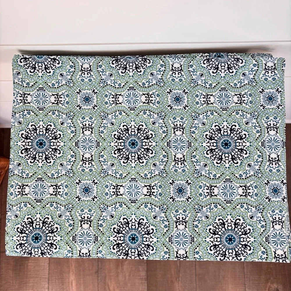 Tommy Hilfiger Paisley Blue & White Placemats Set of Four NEW